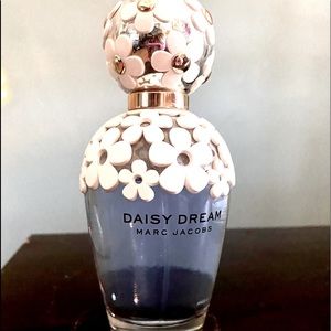 Marc jacobs “daisy dream”